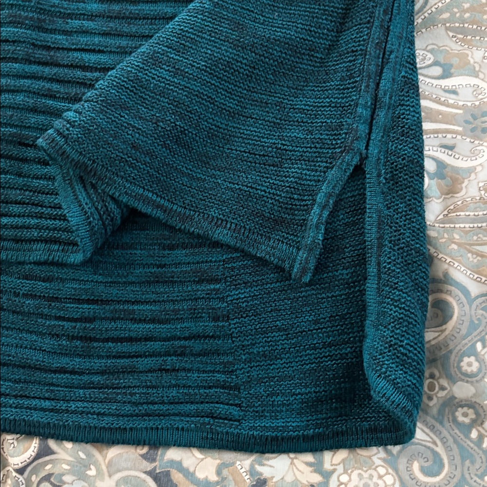 Comfy Cotton-blend Sweater...great color + design! - Picture 7 of 9